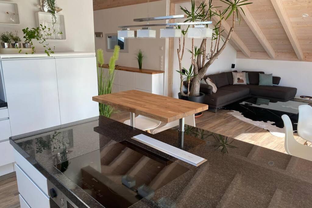 Lichtdurchflutete Wohnung Mit Grosser Dachterrasse Bruckmühl Eksteriør bilde